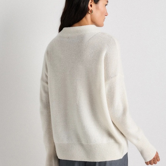 Cashmere funnel neck sweater - Picture 4 of 4